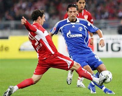 默默付出 默默付出