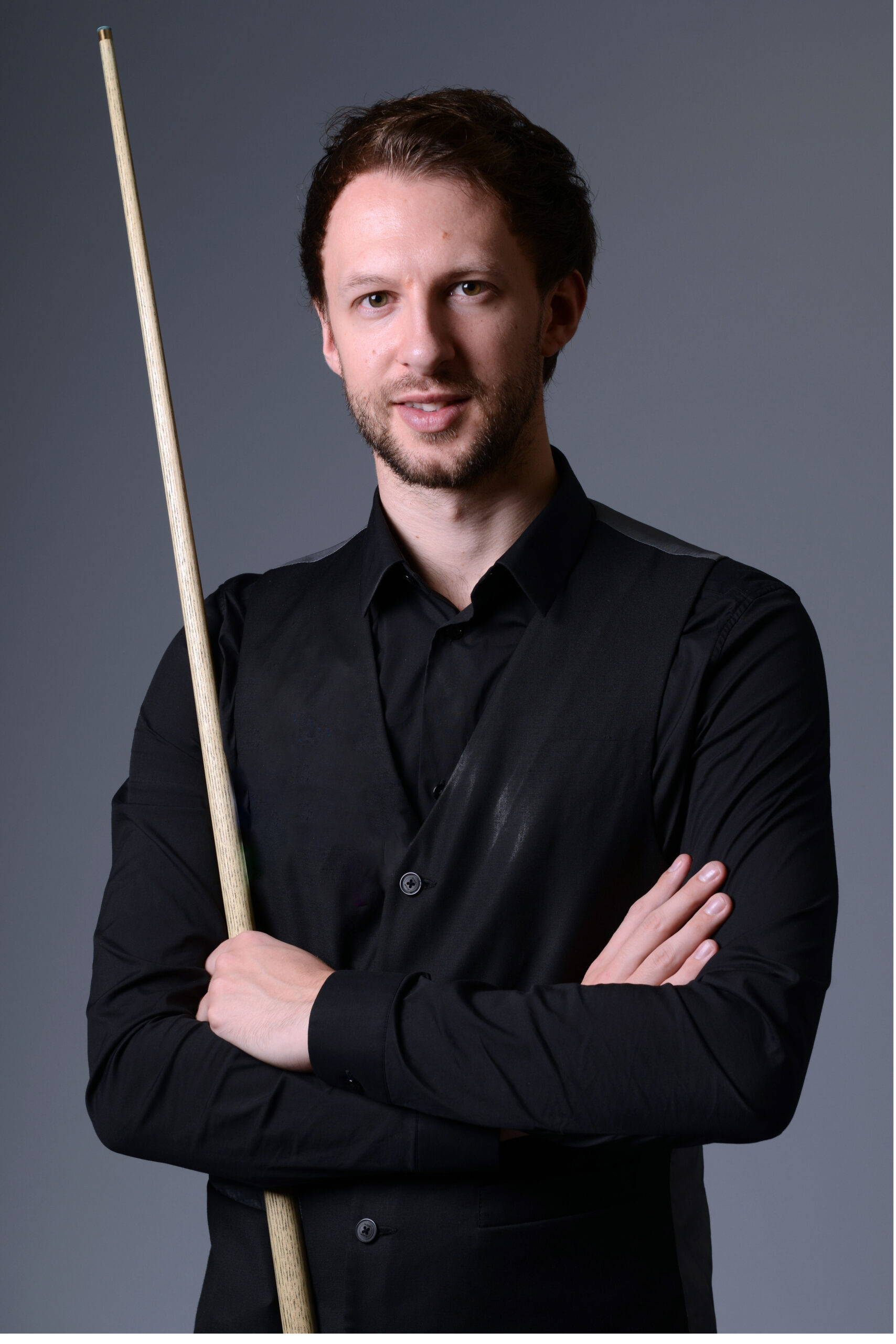 之间的人员 之间的人员